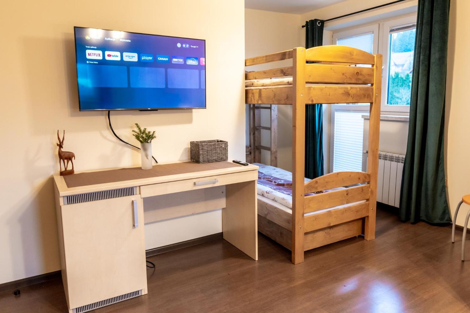 Gosciniec Stara Szkola Otel Haluszowa Dış mekan fotoğraf
