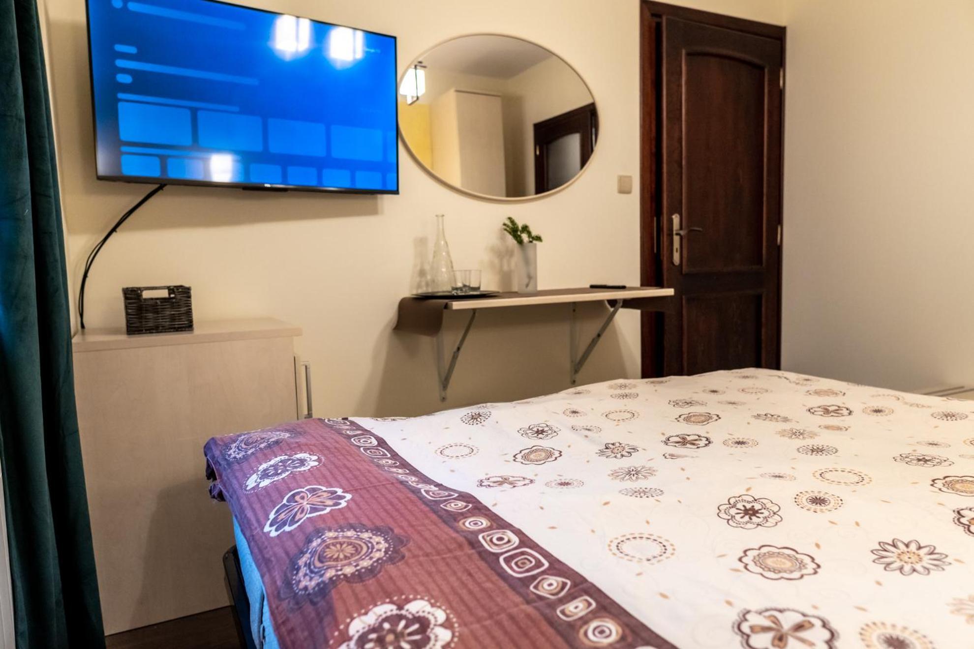Gosciniec Stara Szkola Otel Haluszowa Dış mekan fotoğraf
