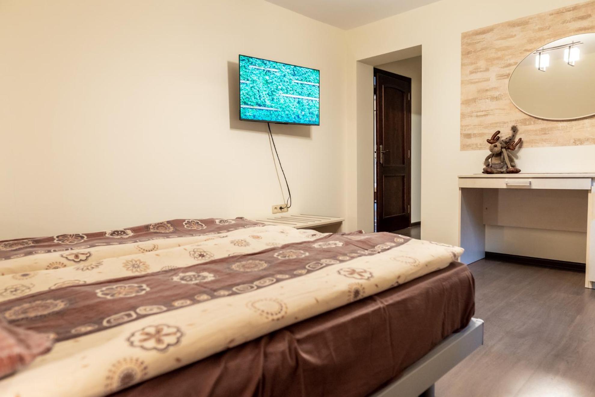 Gosciniec Stara Szkola Otel Haluszowa Dış mekan fotoğraf